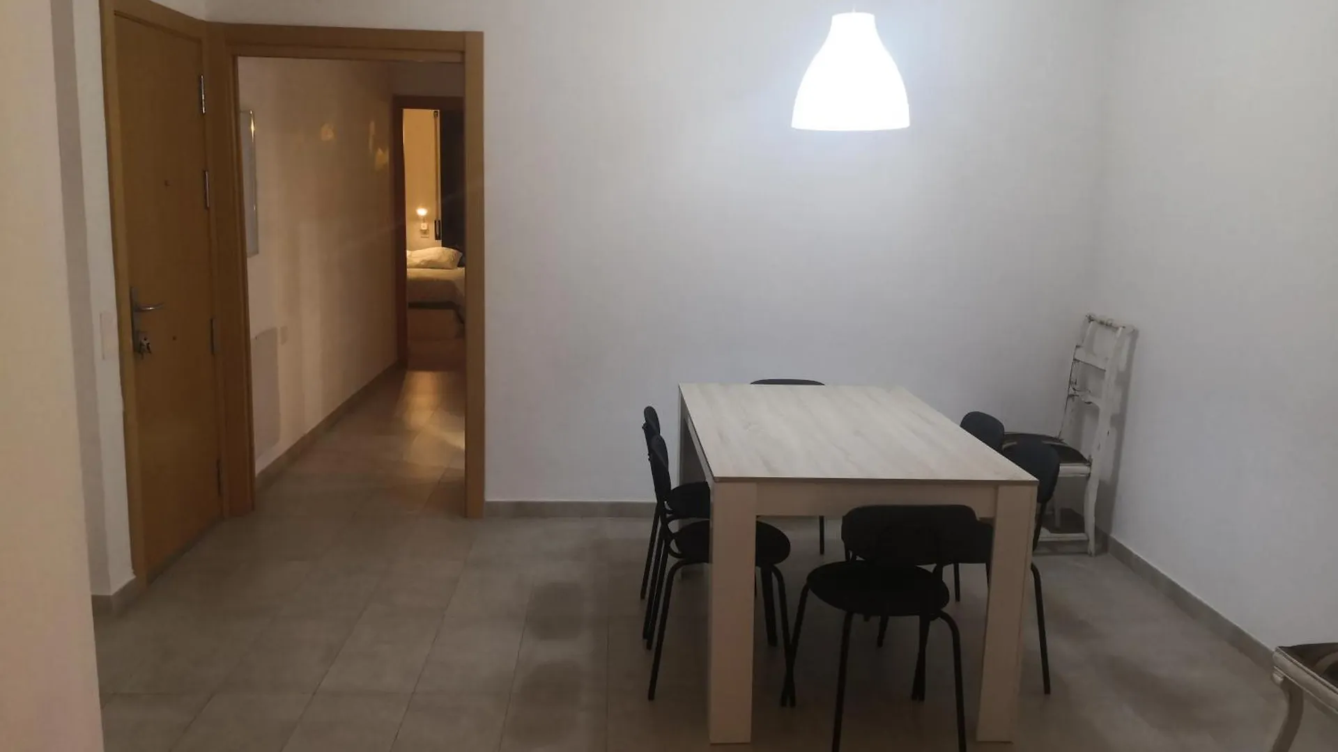 Acogedor Apartamento En El Centro De Sitges, Al Lado De La Playa España